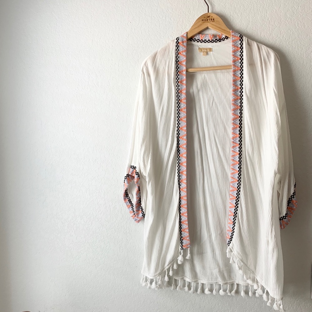 Takara | White coverup/kimono